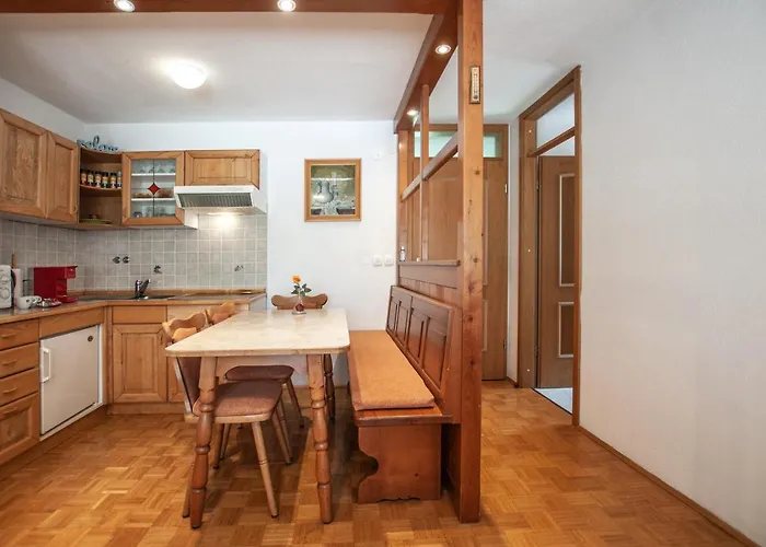 Garden Soklic Διαμέρισμα Bohinj